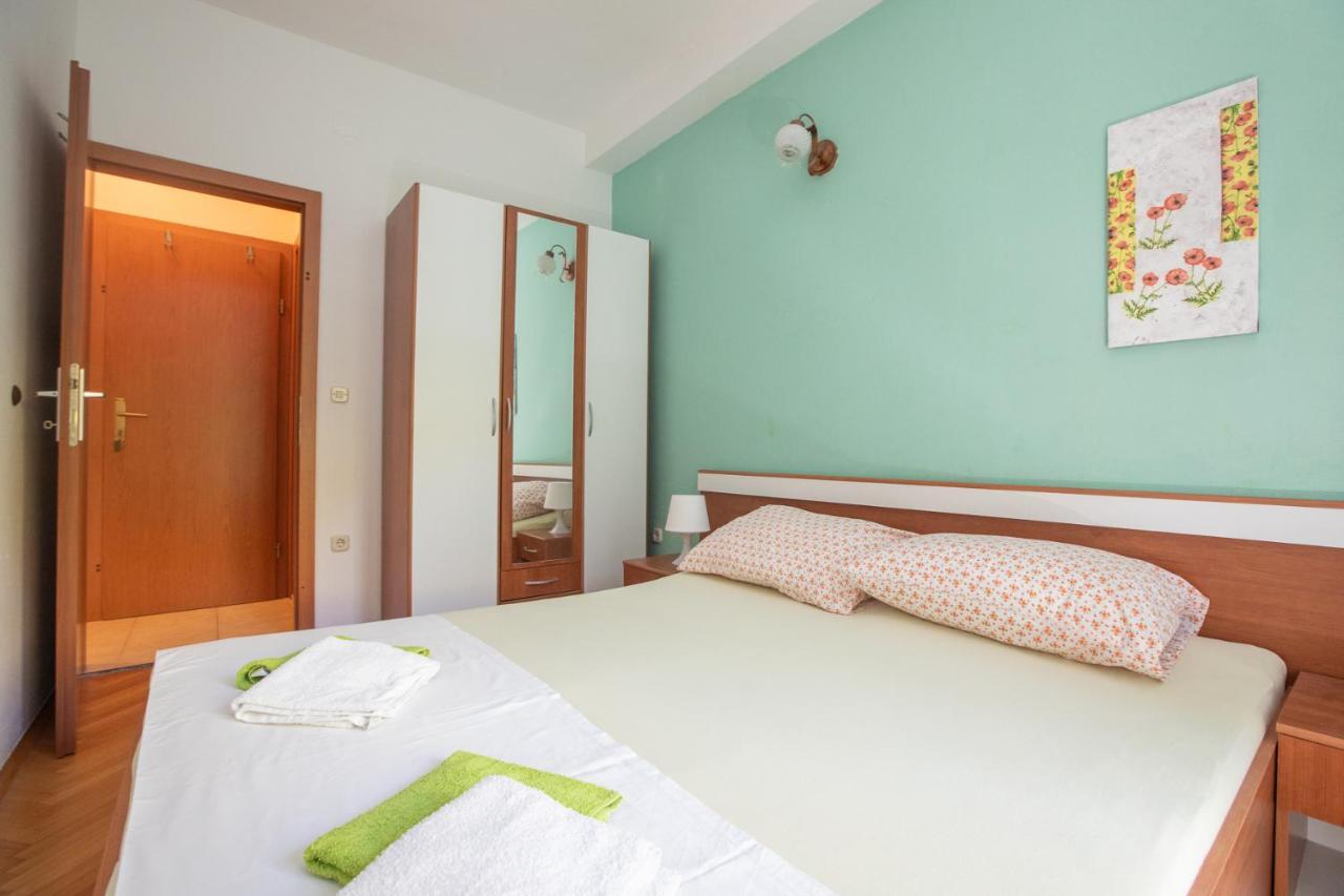Vega Apartments Podgora Exteriér fotografie